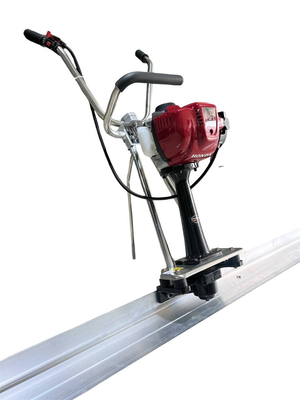 VXV200 Vibrating Concrete Screed